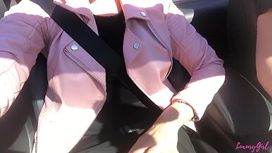 Outdoor Blowjob In The Car! Young Babe in a Cabriolet